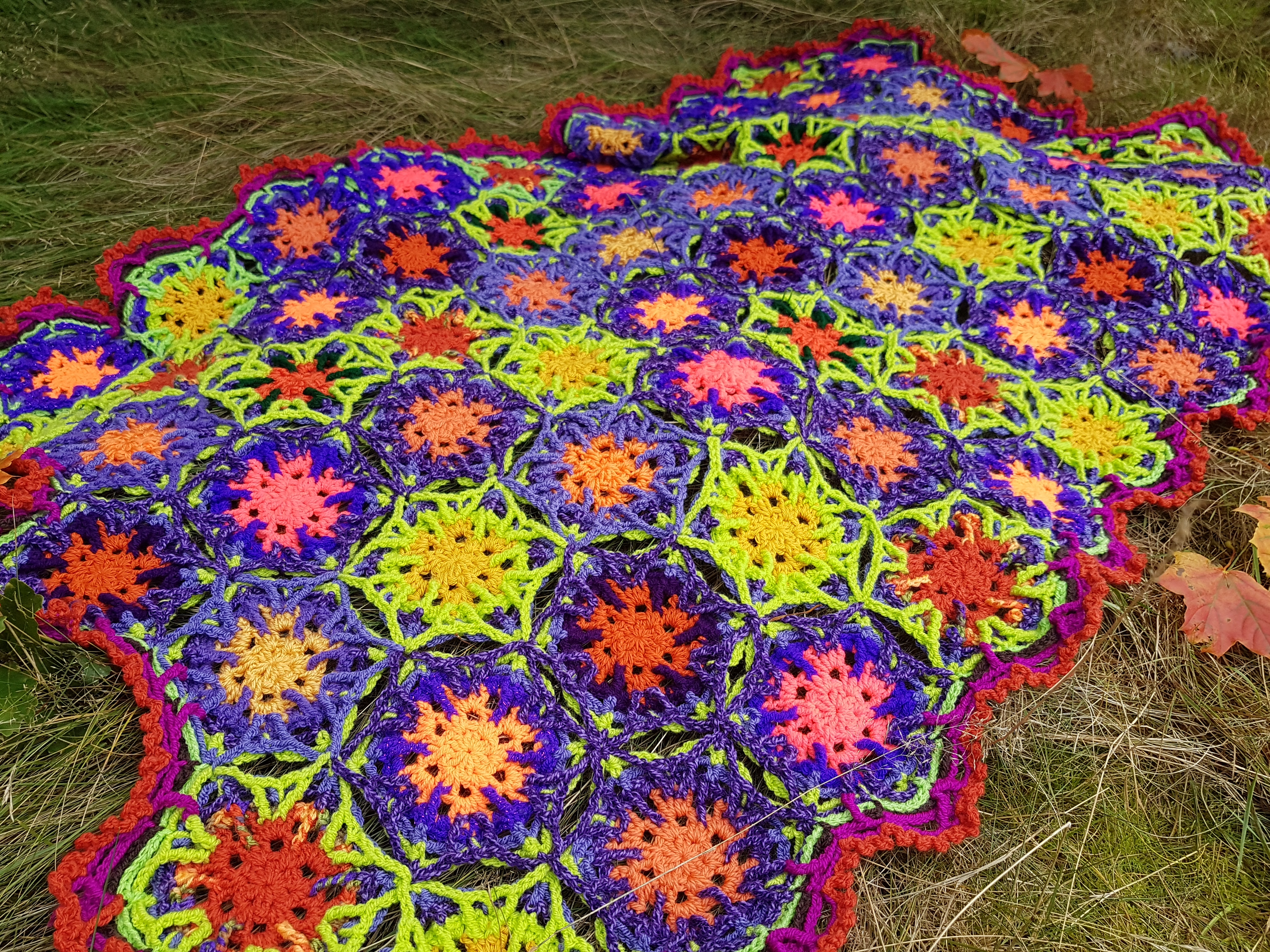 Lacy Hexagon Halloween Afghan - Free Crochet Pattern