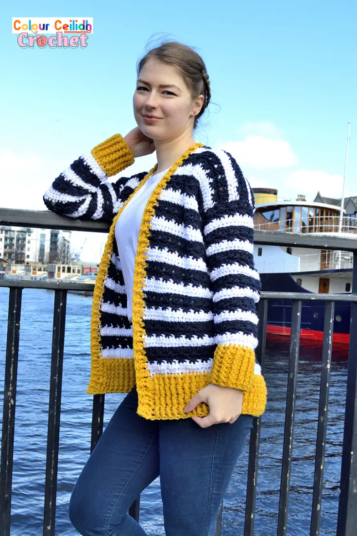 Without having to cut the yarn between stripes, this feminine crochet nautical cardigan is super easy and enjoyable to make. I can't tell you how much fun I had using just half double crochet and double crochet stitches to create such a beautiful effect between the stripes and a subtle kind of cable-y and lacy effect going on in the navy stripes! And of course it's super fast to make, because I'm using good old tried and tested stitches. What is more, this crochet cardigan pattern is free and includes an easy Youtube video tutorial, where you can see the close up of the fabric.