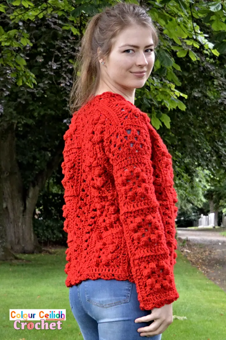 Pick your favourite shade for this easy crochet granny square cardigan which provides surface interest through bobble stitches that look great even when made all in one color. The pattern is free, it comes in 9 sizes & includes a YouTube video as well.